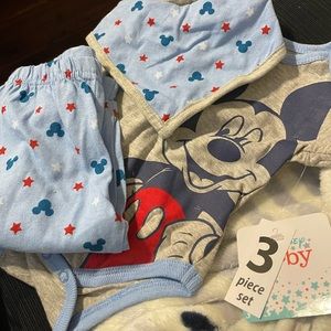 Disney outfit 3months